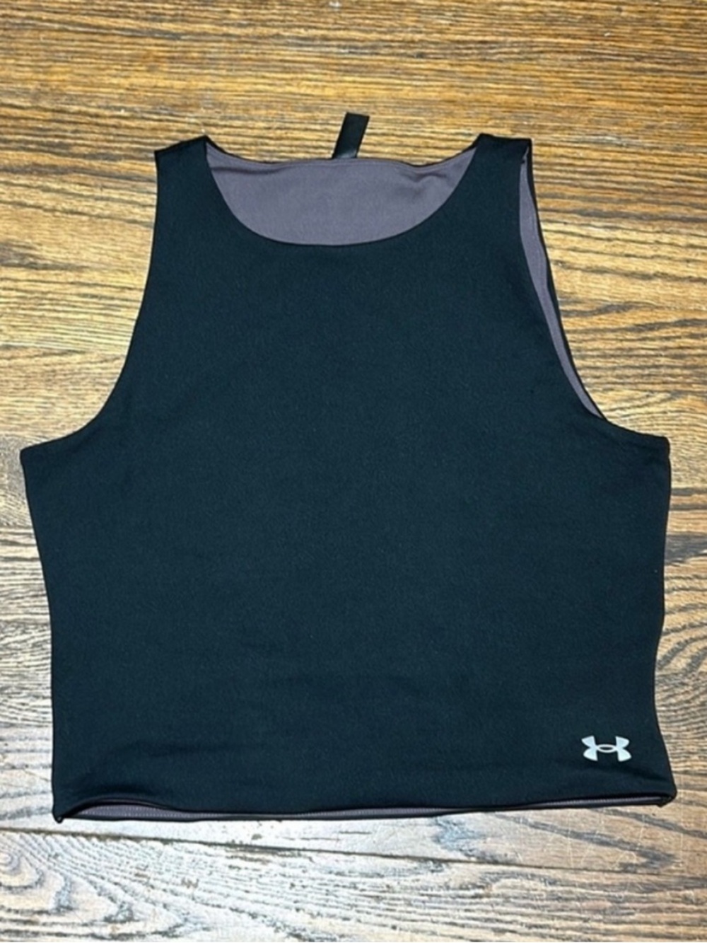 Under Armour Black Crop Tank with reverse - Movement